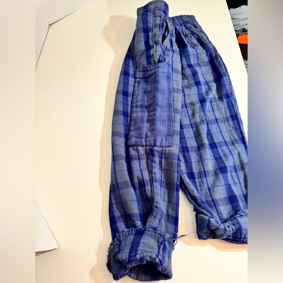 Free People -Pleated Plaid Balloon Pants. Wear them cuffed or without cuff. - Picture 2 of 3